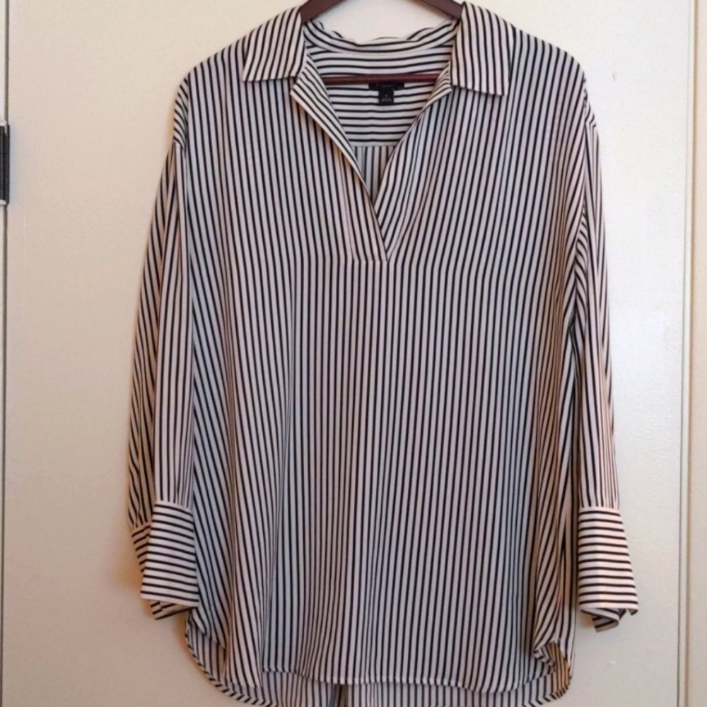 Ann Taylor Striped Top Size M